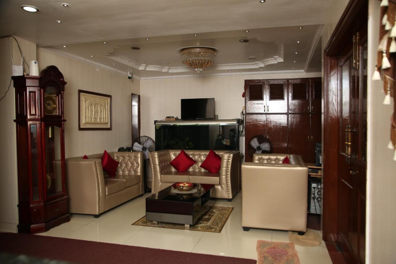 Grand View Residency Chennai Hotell Exteriör bild